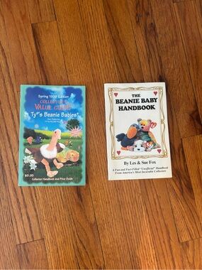 Bundle of 3 beanie baby books vintage